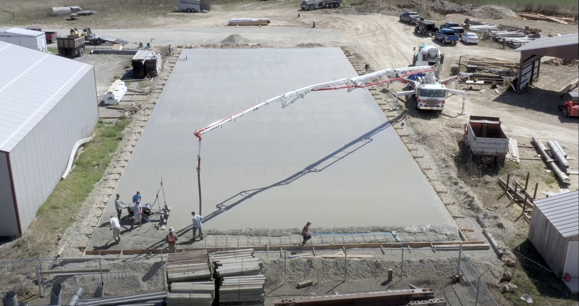 Concrete slab installation Mt Vernon VA - large commercial concrete slab being poured